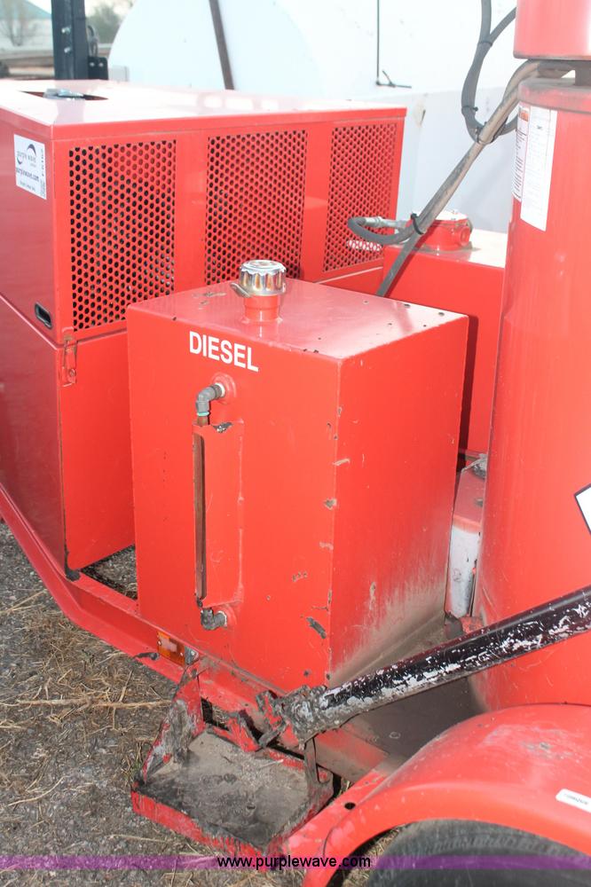 image for item F6162 2001 Craft Co SS-125D crack seal machine