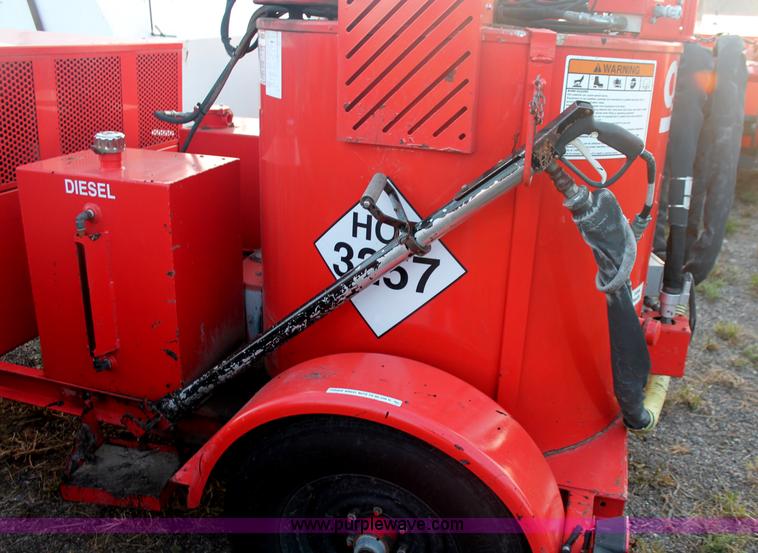 image for item F6162 2001 Craft Co SS-125D crack seal machine