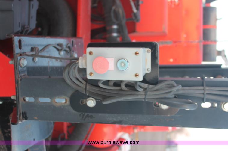 image for item F6162 2001 Craft Co SS-125D crack seal machine