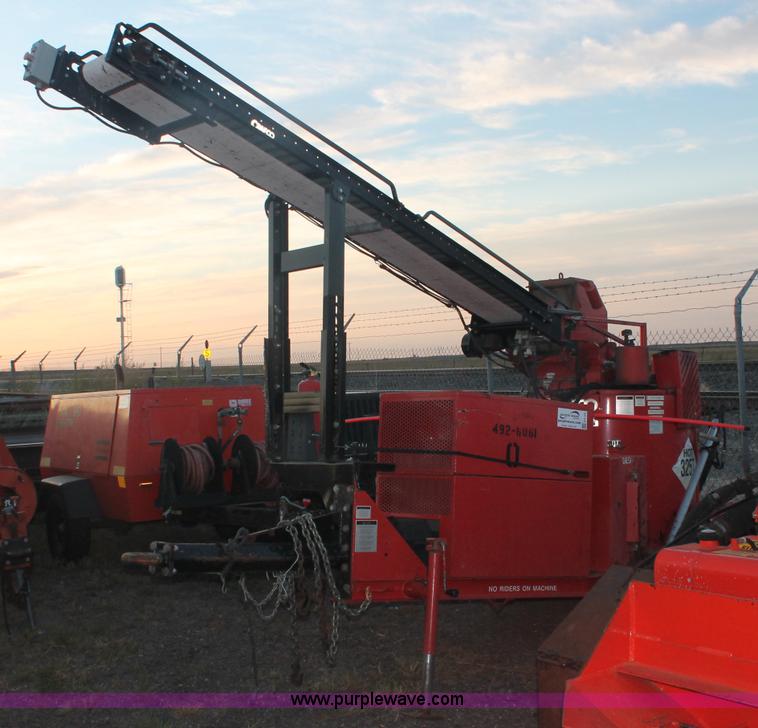 image for item F6163 2001 Craft Co SS-125 crack seal machine