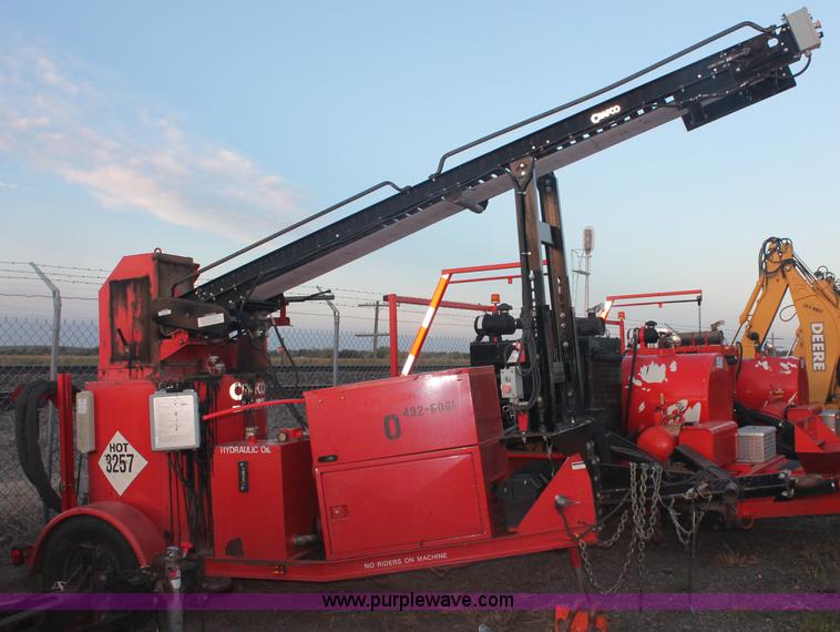 image for item F6163 2001 Craft Co SS-125 crack seal machine