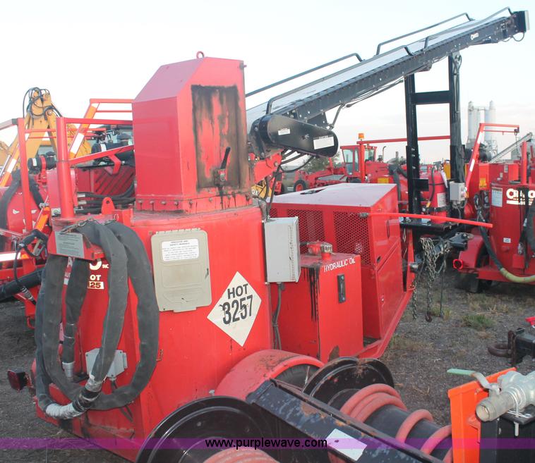 image for item F6163 2001 Craft Co SS-125 crack seal machine