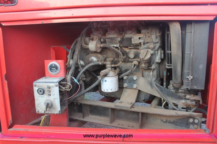 image for item F6163 2001 Craft Co SS-125 crack seal machine