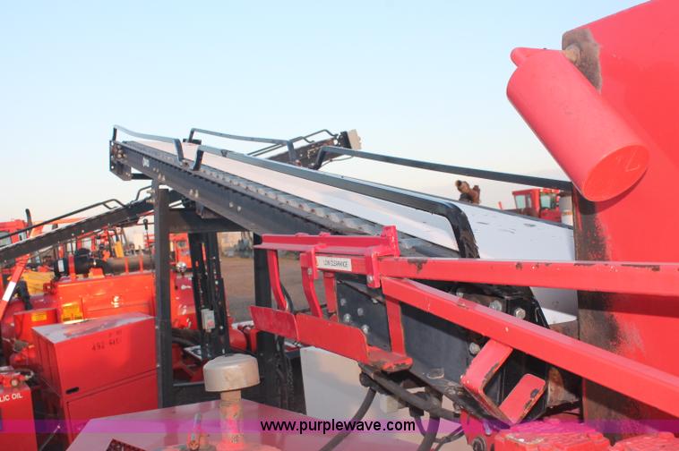 image for item F6164 2001 Craft Co SS-125 crack seal machine