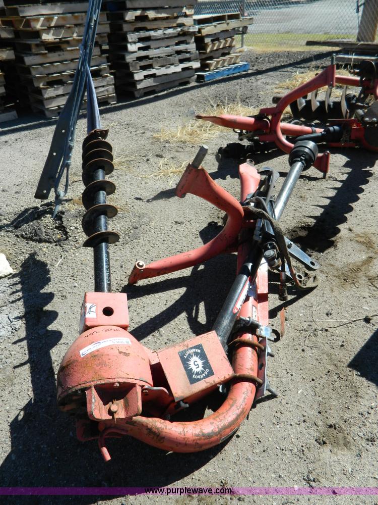 2000 Rhino SPHD post hole digger in Norton, KS Item S9040 sold Purple Wave