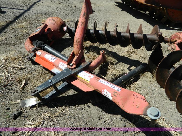 2000 Rhino SPHD post hole digger in Norton, KS Item S9042 sold Purple Wave