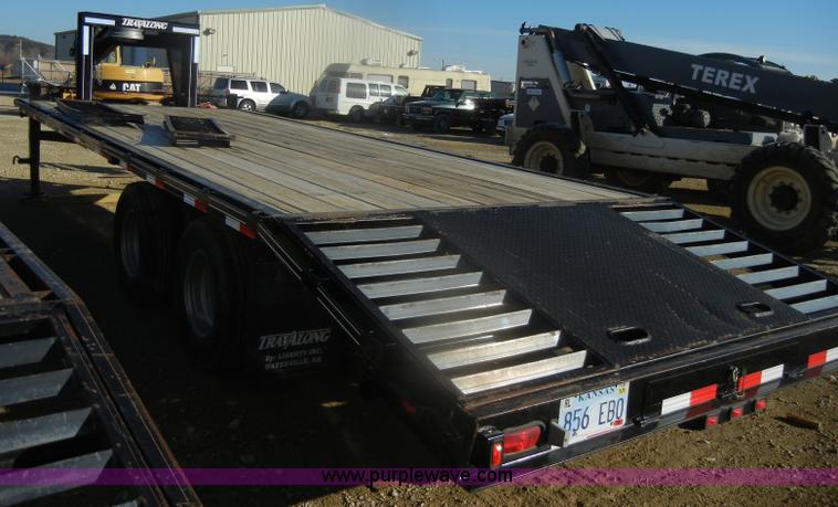 image for item D4664 2007 Travalong 33' gooseneck trailer