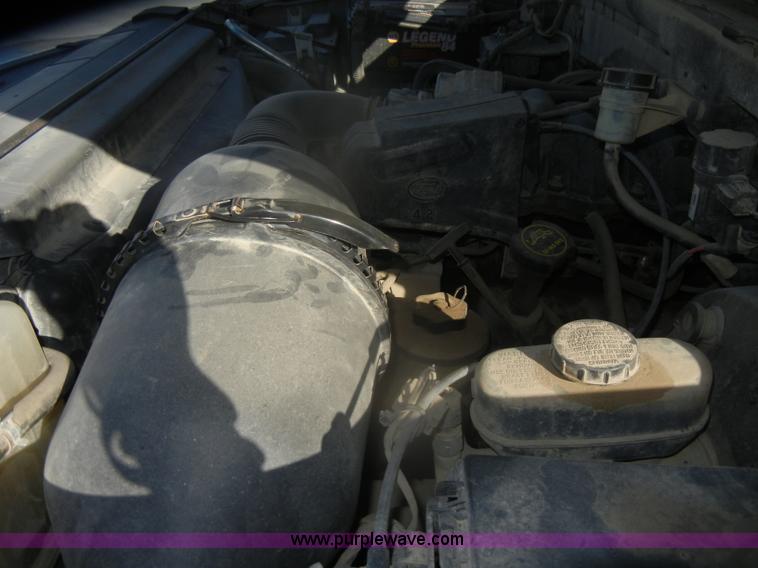 image for item D4700 2001 Ford F150 XLT SuperCab pickup truck