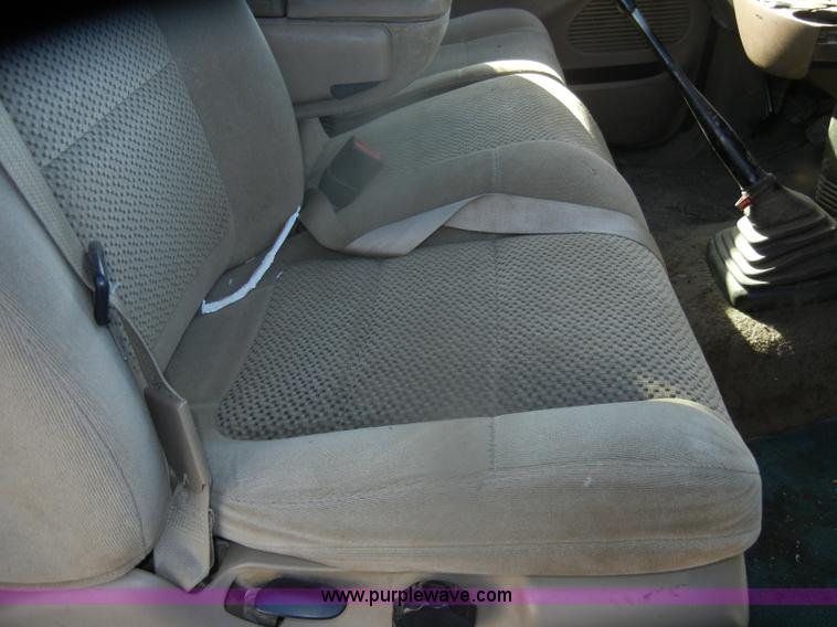 image for item D4700 2001 Ford F150 XLT SuperCab pickup truck