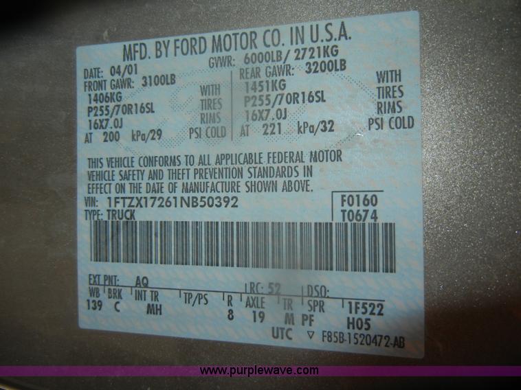 image for item D4700 2001 Ford F150 XLT SuperCab pickup truck
