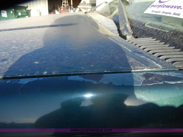 image for item D4701 1997 GMC Sierra K1500 pickup truck