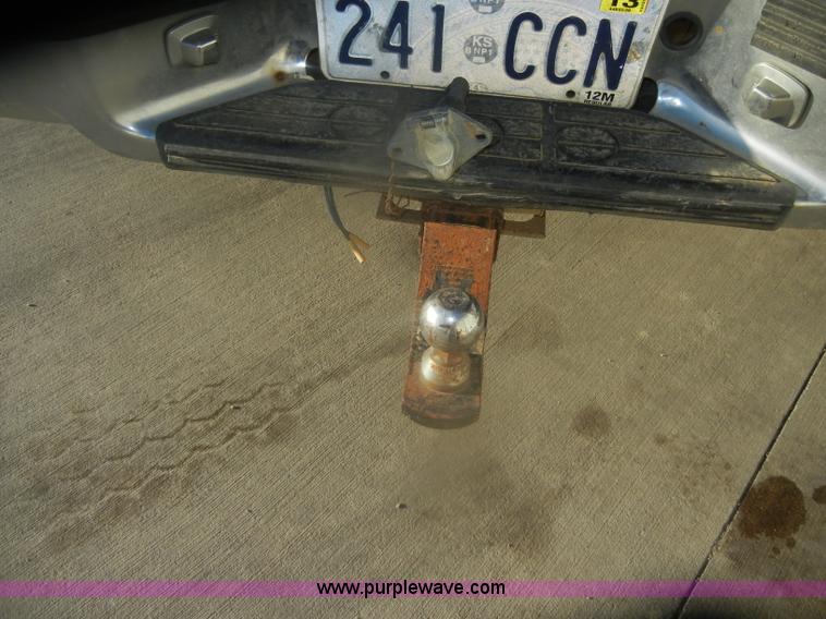 image for item D4701 1997 GMC Sierra K1500 pickup truck