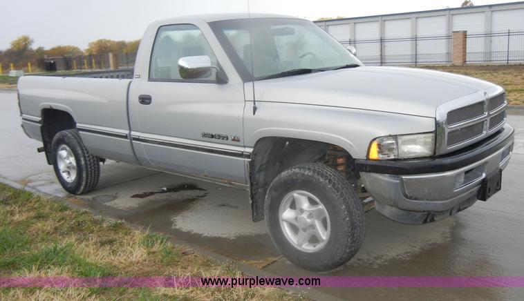 image for item D4795 1996 Dodge Ram Laramie 1500 SLT pickup truck