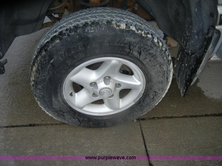 image for item D4795 1996 Dodge Ram Laramie 1500 SLT pickup truck