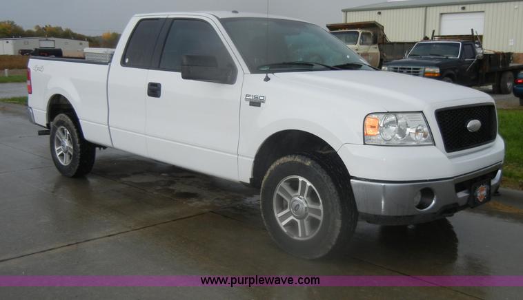 image for item D4796 2006 Ford F150 XLT SuperCab pickup truck