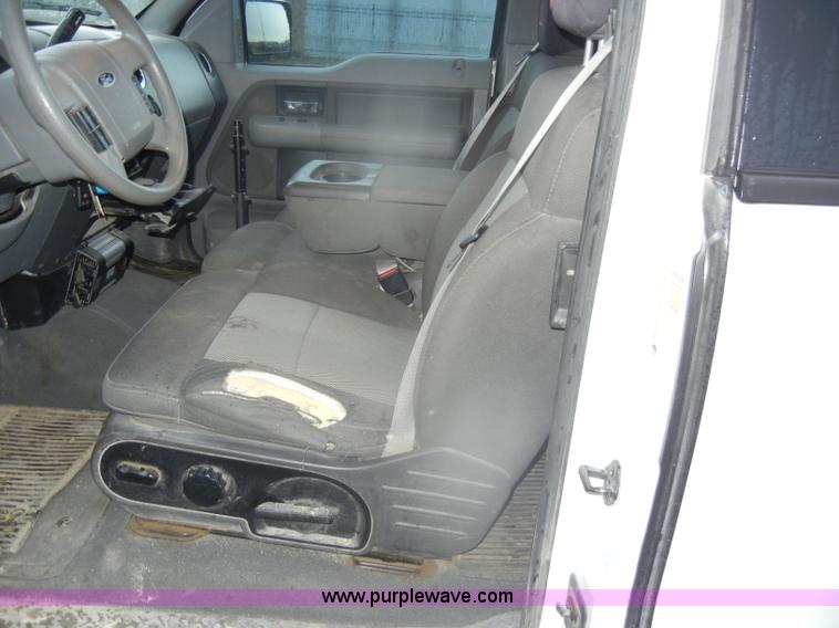 image for item D4796 2006 Ford F150 XLT SuperCab pickup truck