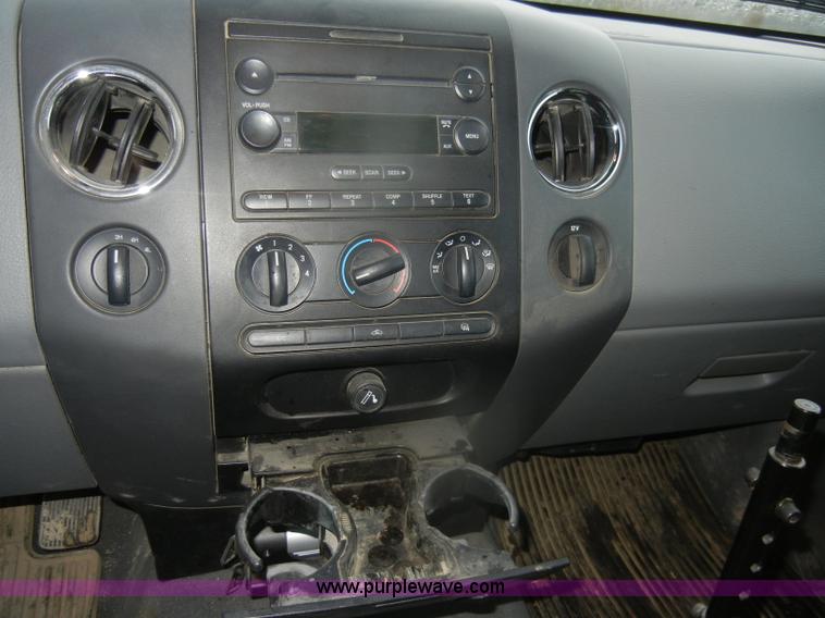 image for item D4796 2006 Ford F150 XLT SuperCab pickup truck