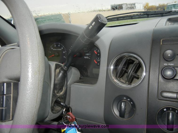 image for item D4796 2006 Ford F150 XLT SuperCab pickup truck