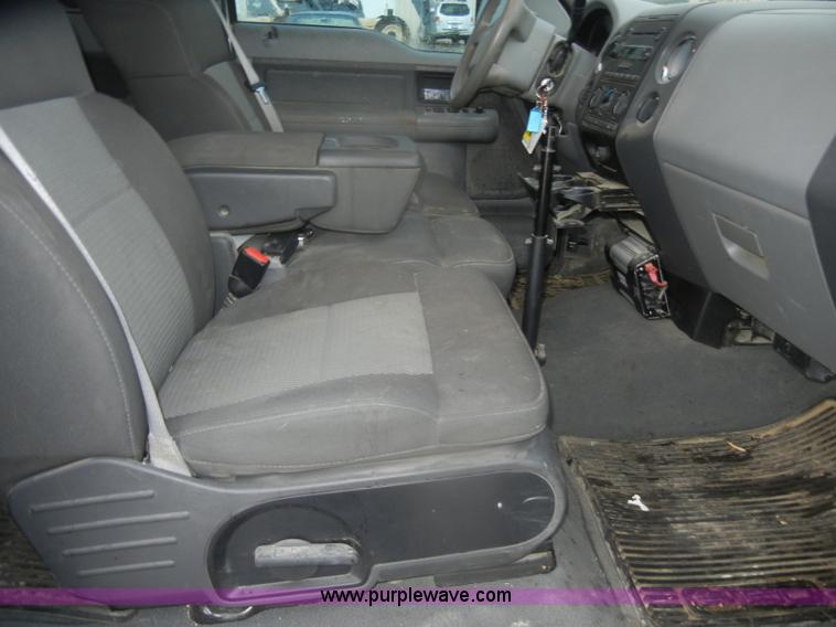 image for item D4796 2006 Ford F150 XLT SuperCab pickup truck