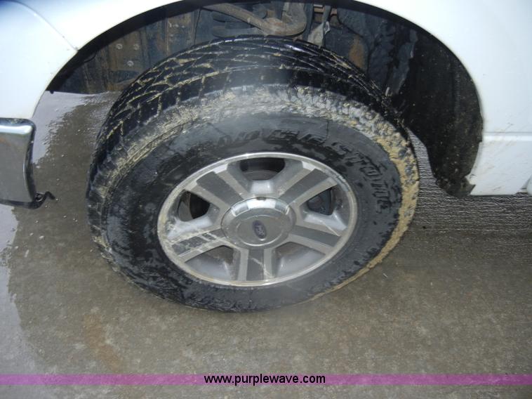 image for item D4796 2006 Ford F150 XLT SuperCab pickup truck