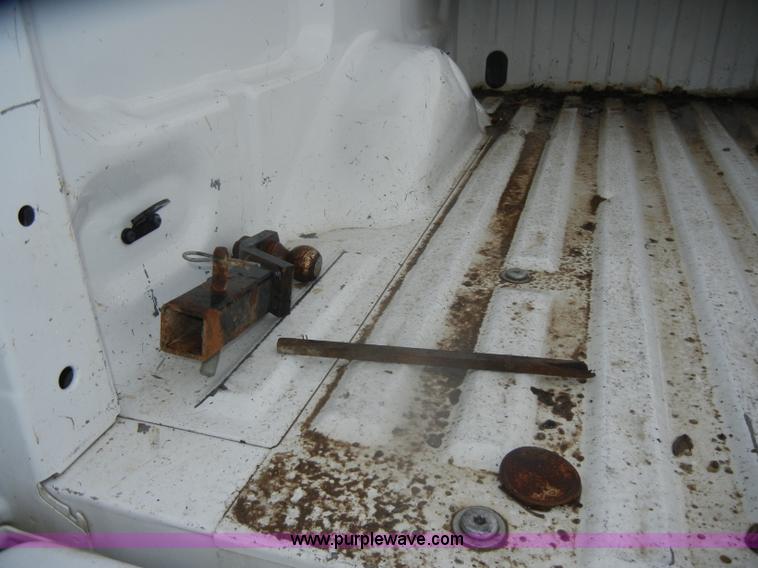 image for item D4796 2006 Ford F150 XLT SuperCab pickup truck