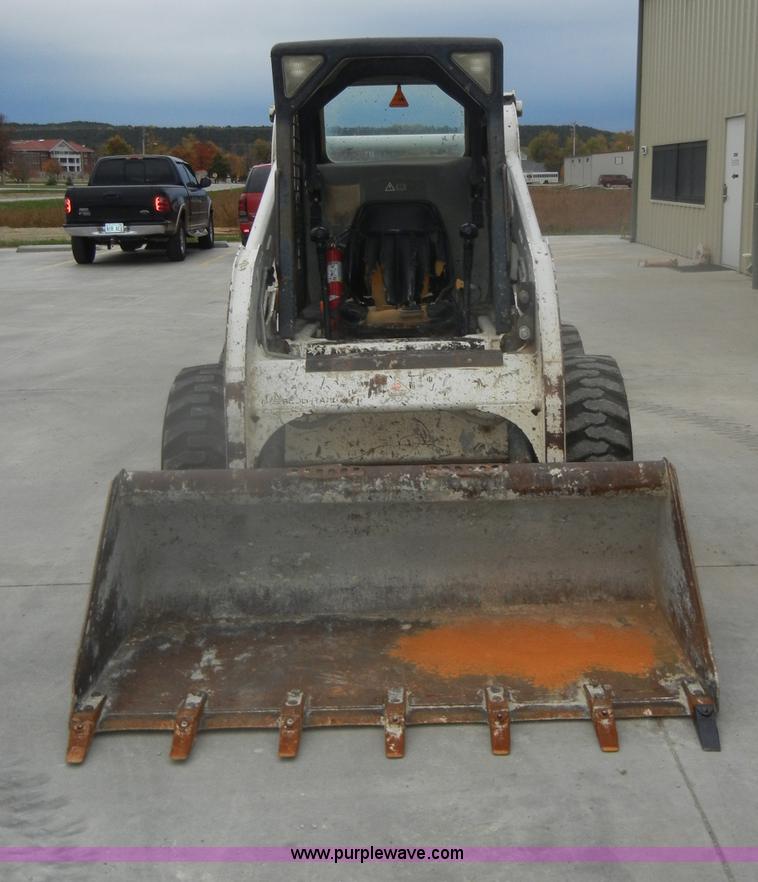 image for item D4798 1999 Bobcat 773 skid steer