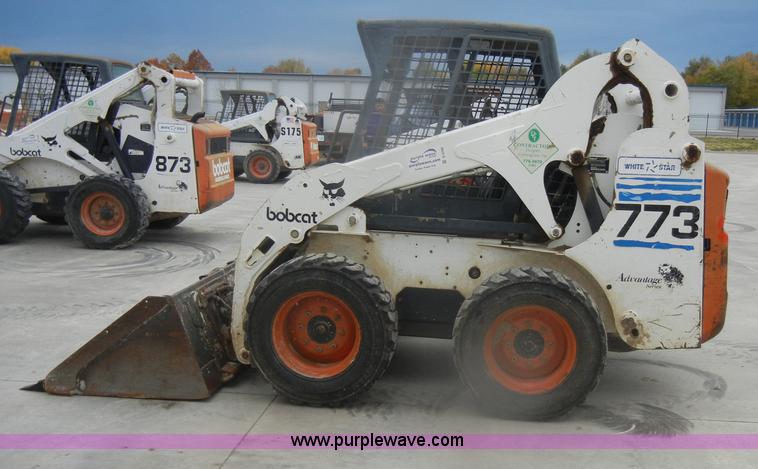image for item D4798 1999 Bobcat 773 skid steer