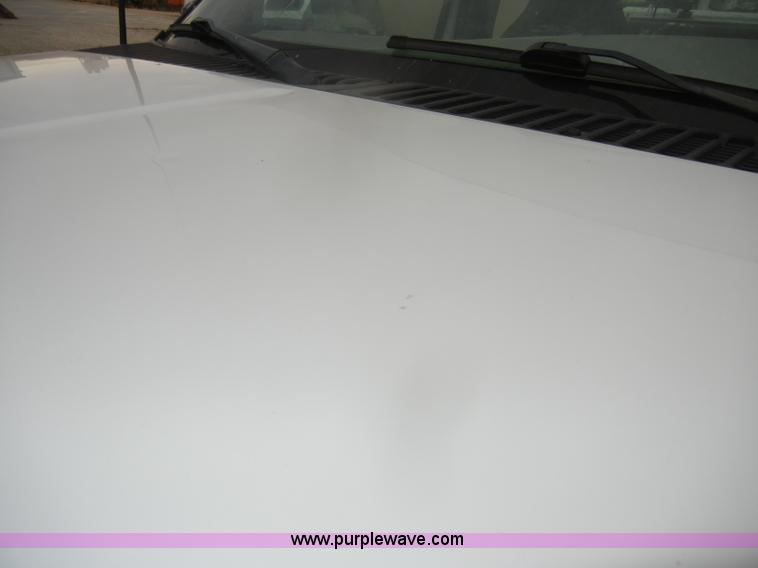 image for item D4799 1999 Ford F350 Super Duty Crew Cab pickup truck