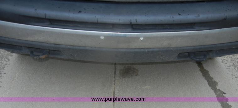 image for item D4800 1999 Chevrolet Silverado 1500 LS pickup truck