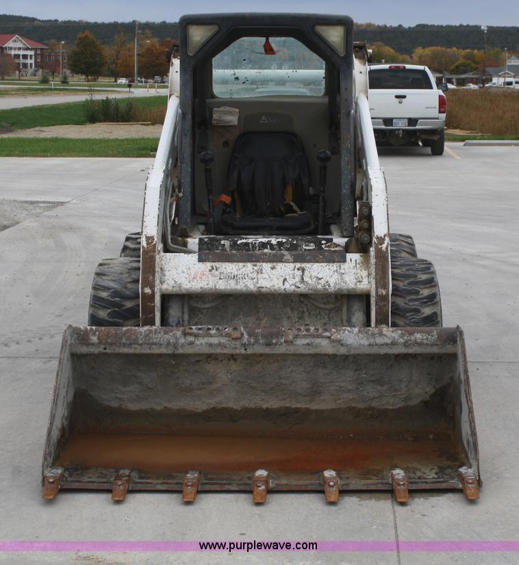image for item D4801 2001 Bobcat S175 skid steer