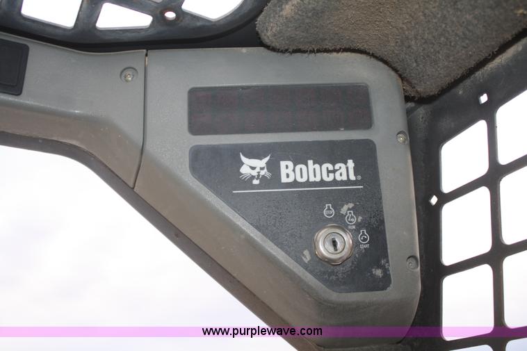 image for item D4801 2001 Bobcat S175 skid steer