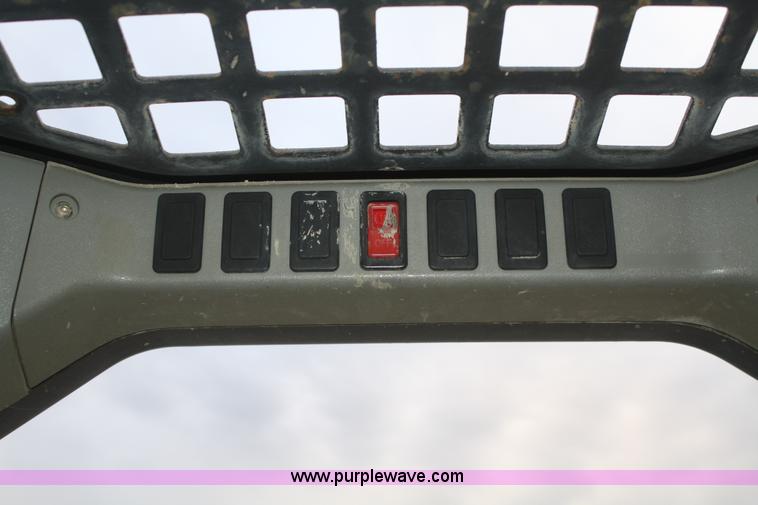 image for item D4801 2001 Bobcat S175 skid steer