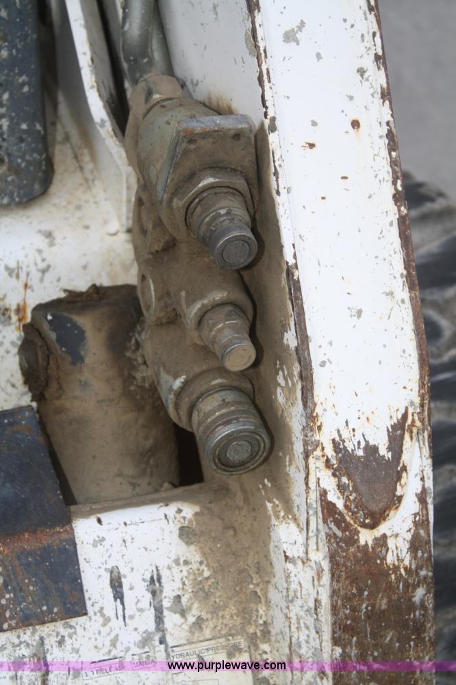 image for item D4801 2001 Bobcat S175 skid steer