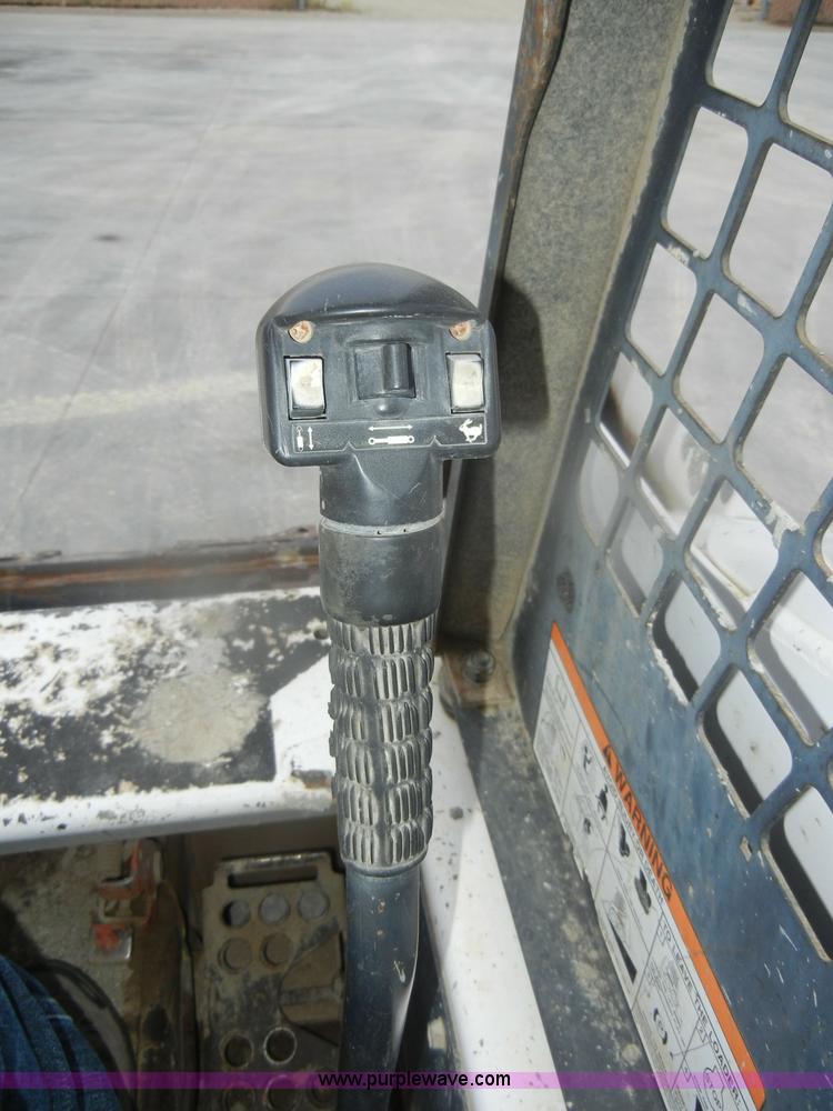 image for item D4802 1999 Bobcat 873 skid steer