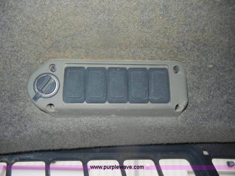 image for item D4802 1999 Bobcat 873 skid steer