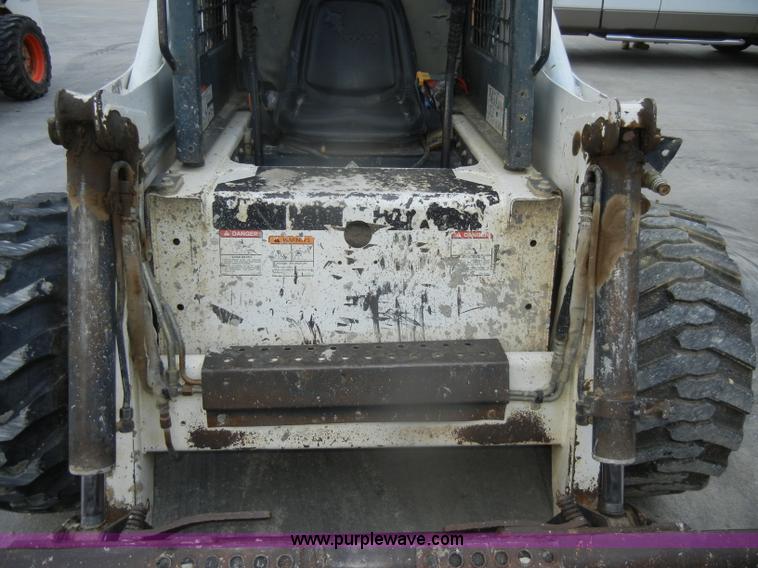image for item D4802 1999 Bobcat 873 skid steer