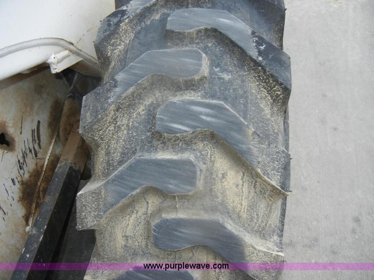 image for item D4802 1999 Bobcat 873 skid steer