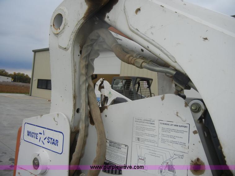 image for item D4802 1999 Bobcat 873 skid steer