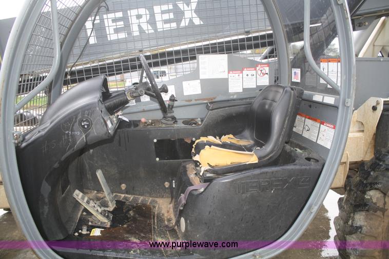 image for item D4804 2006 Terex TH842C telehandler