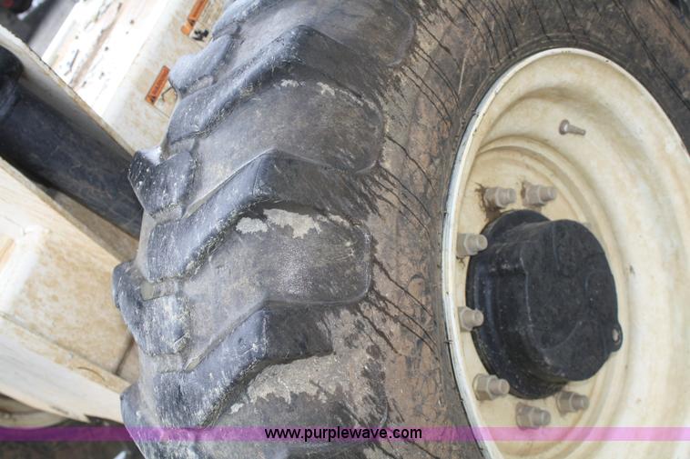 image for item D4804 2006 Terex TH842C telehandler