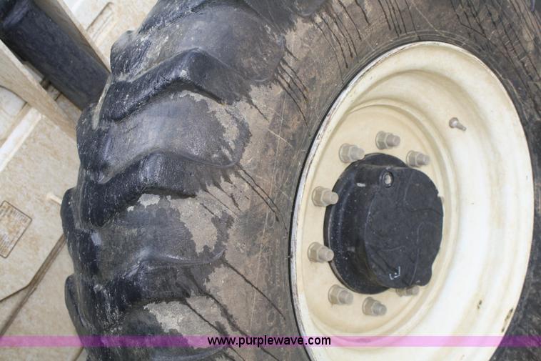 image for item D4804 2006 Terex TH842C telehandler