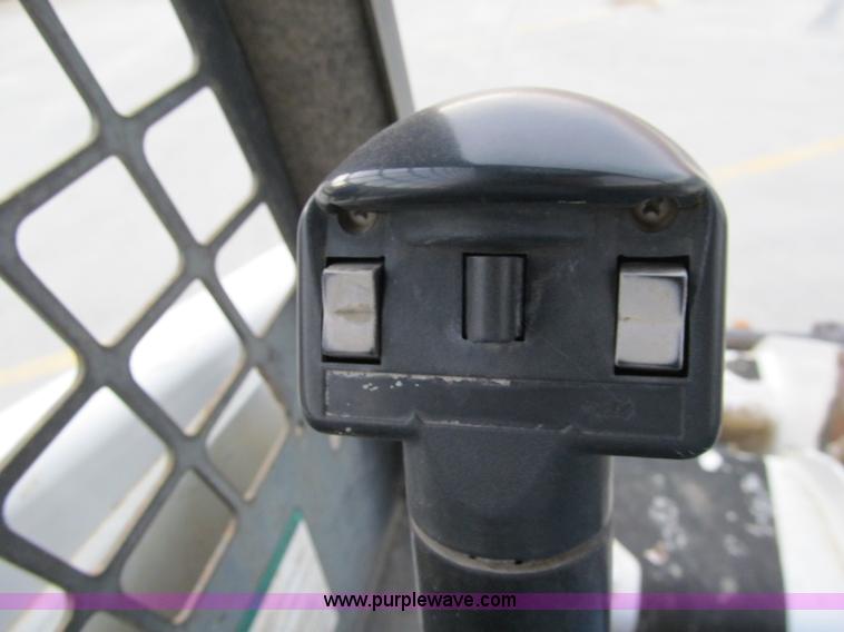 image for item D4806 2003 Bobcat T200 skid steer