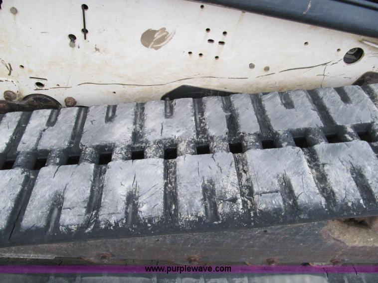 image for item D4806 2003 Bobcat T200 skid steer