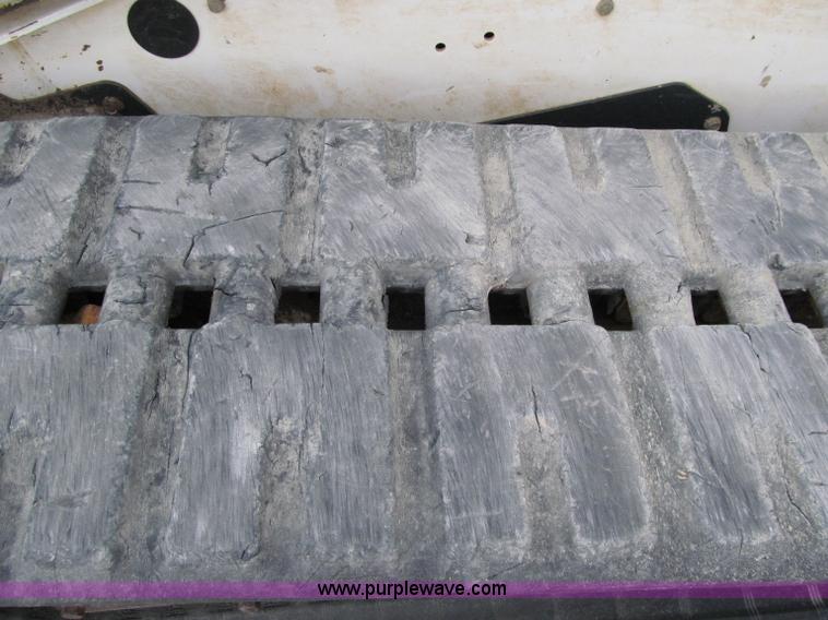 image for item D4806 2003 Bobcat T200 skid steer