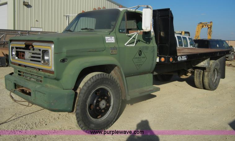image for item D4903 1974 Chevrolet C60 Custom flatbed pickup truck