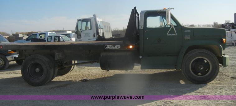 image for item D4903 1974 Chevrolet C60 Custom flatbed pickup truck