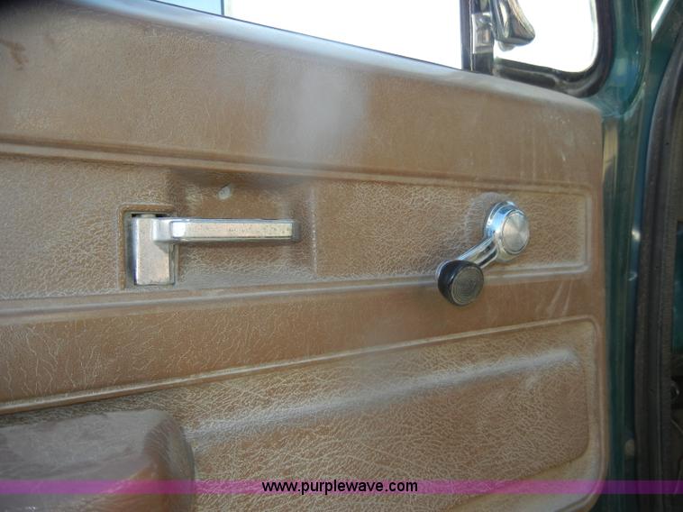 image for item D4903 1974 Chevrolet C60 Custom flatbed pickup truck