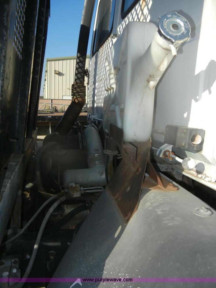 image for item D4904 1986 Ford CF6000 flatbed truck