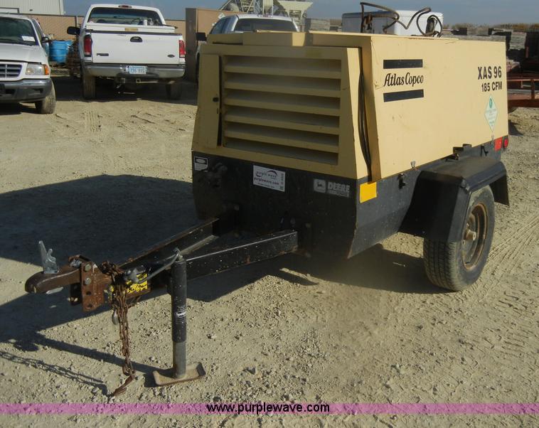 image for item D4908 2000 Atlas portable air compressor