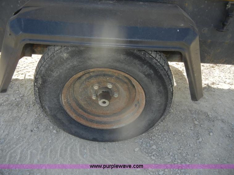 image for item D4908 2000 Atlas portable air compressor